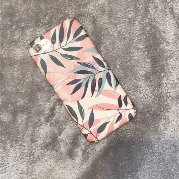 ✨3/30 ✨ Flower/Plant iPhone 7 Hard Phonecase - Picture 1 of 2